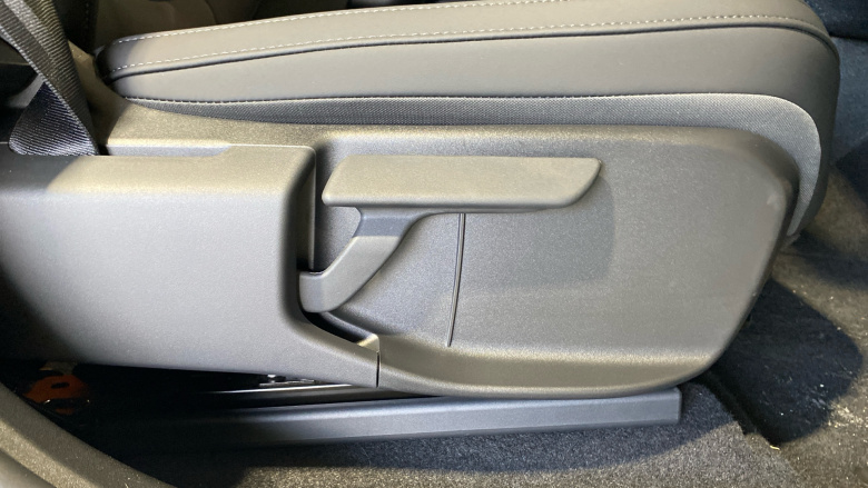 Volvo EX30 315kW Twin Motor Performance Plus 69kWh 5dr Auto Electric Estate